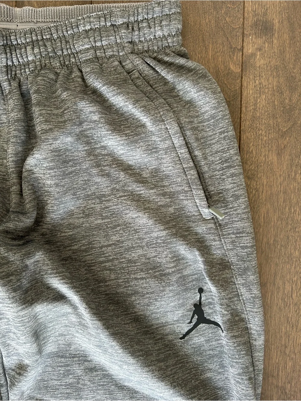 Jordan therma-fit Jogger Sweatpants w zip-up pockets men’s size M